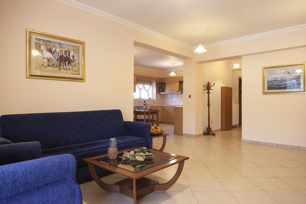 Apolpaina L Apartments Luaran gambar