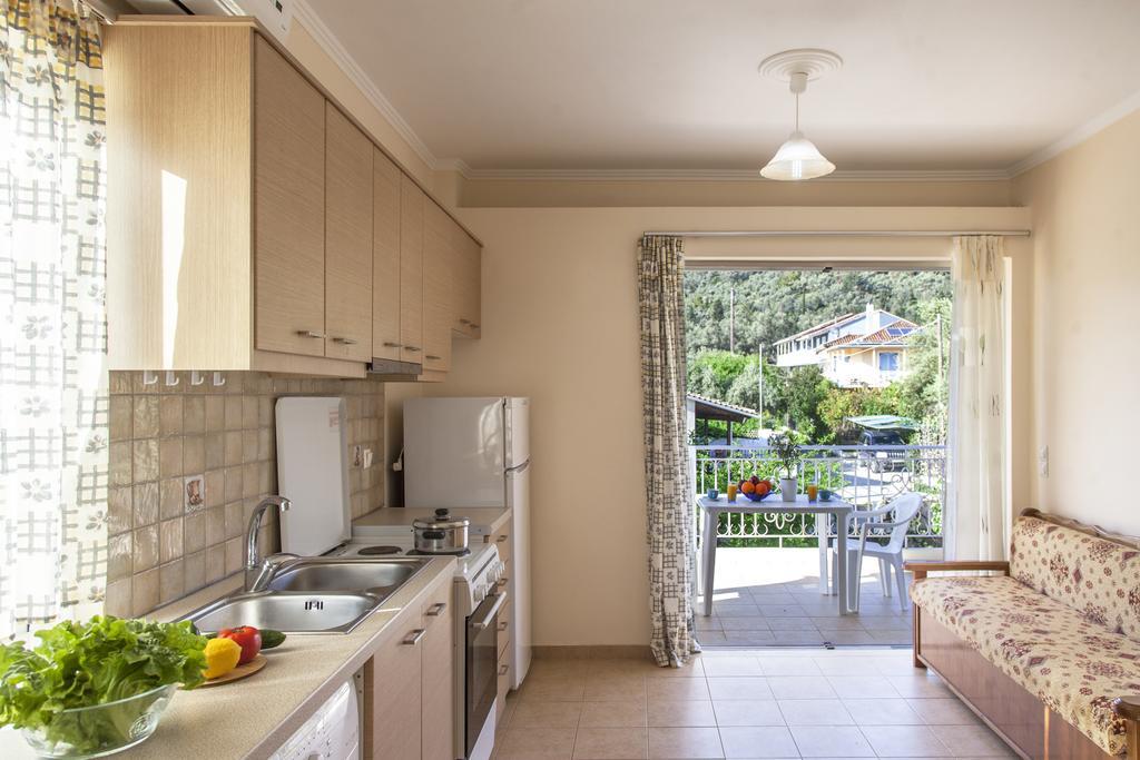Apolpaina L Apartments Luaran gambar