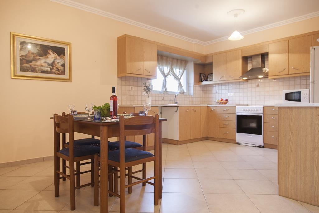 Apolpaina L Apartments Luaran gambar