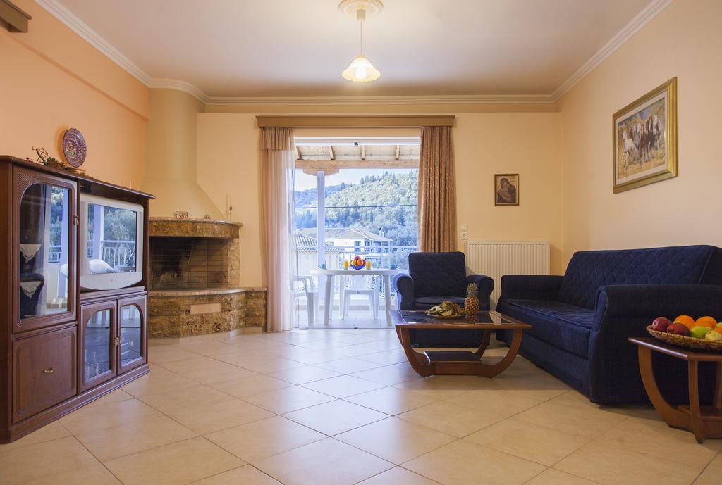 Apolpaina L Apartments Luaran gambar