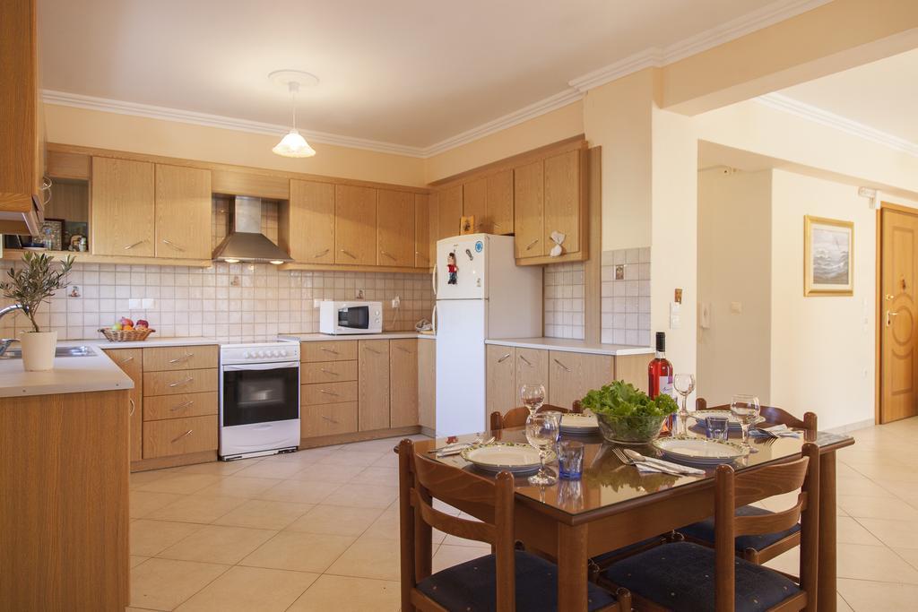 Apolpaina L Apartments Luaran gambar